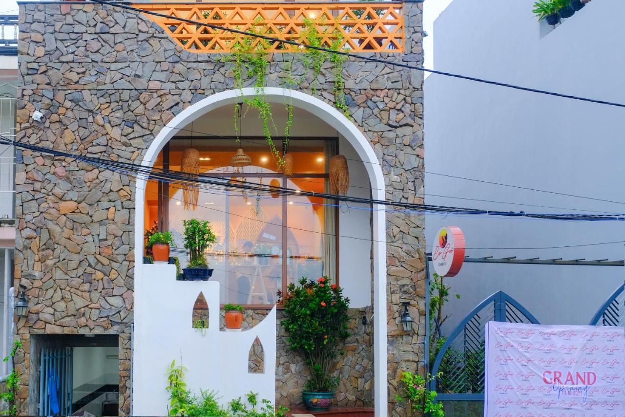 Eo Gio Co Homestay Куинён Экстерьер фото