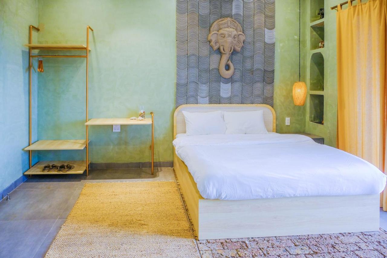 Eo Gio Co Homestay Куинён Экстерьер фото