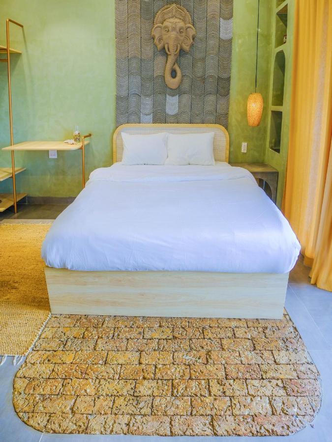 Eo Gio Co Homestay Куинён Экстерьер фото