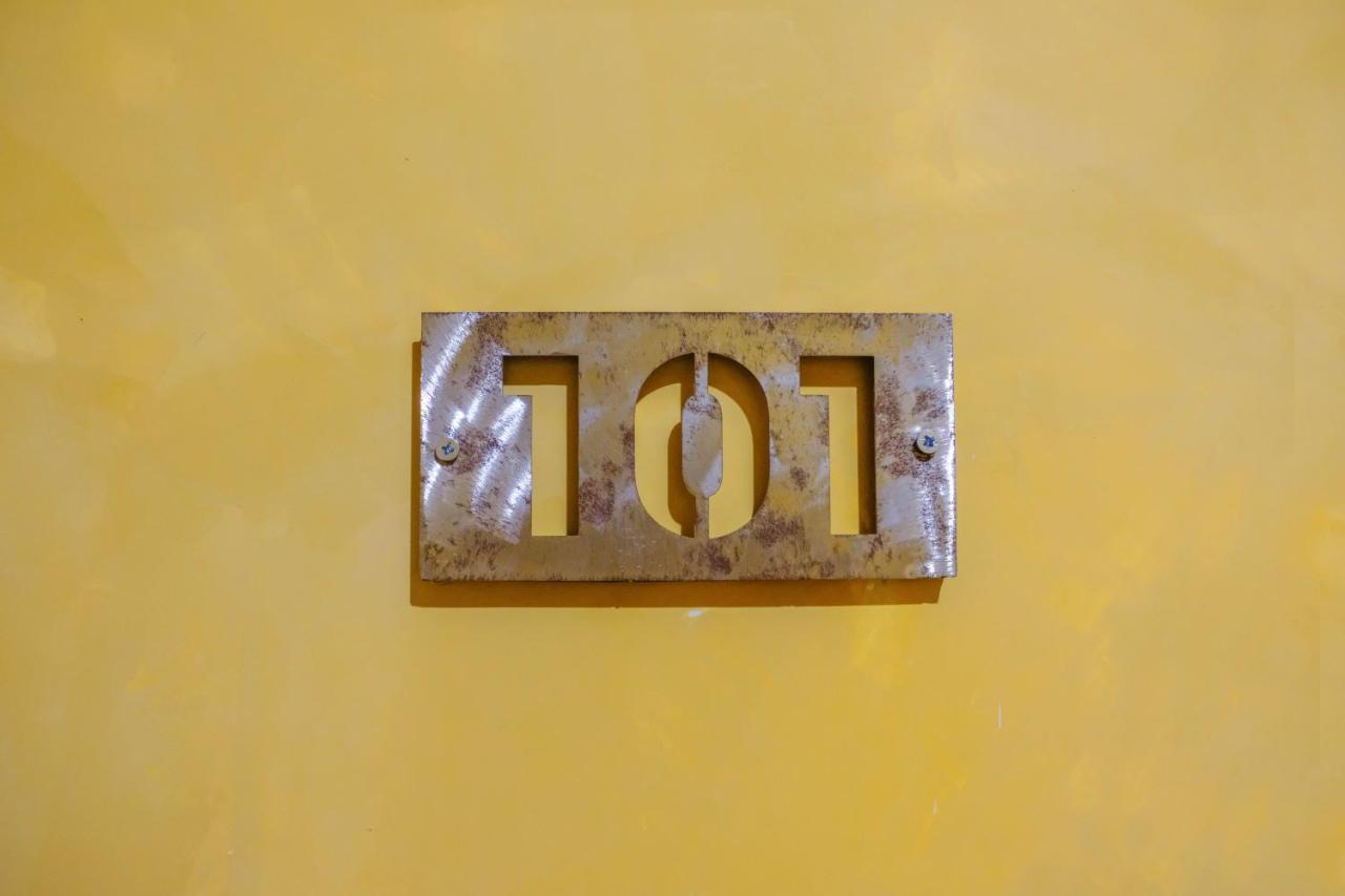 Eo Gio Co Homestay Куинён Экстерьер фото